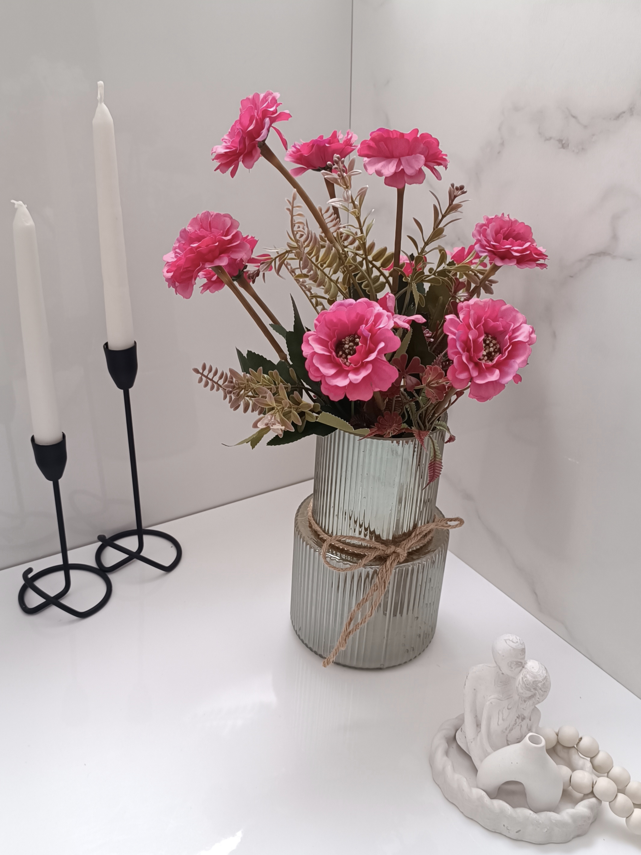 گل مصنوعی با گلدان شیشه ای